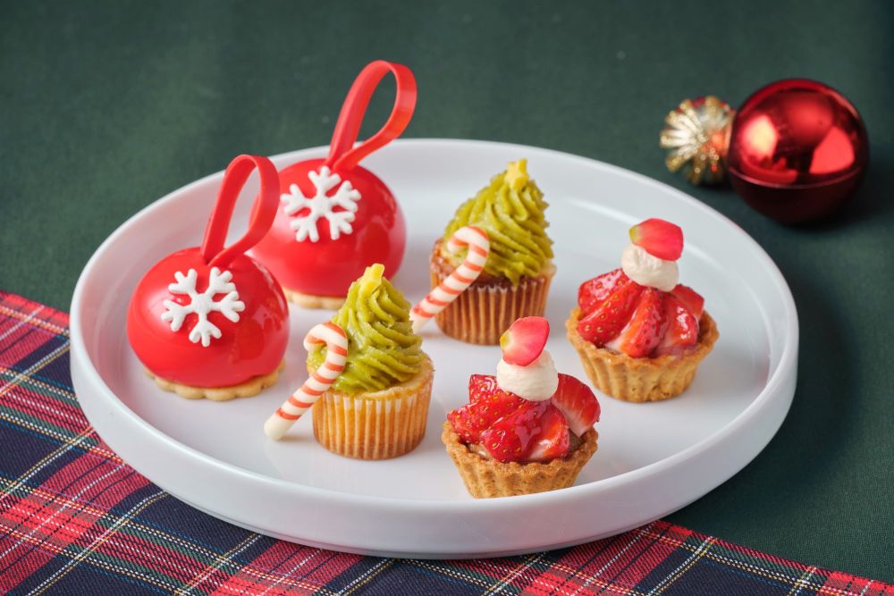 「真っ赤ないちごのクリスマスアフタヌーンティー」イメージ