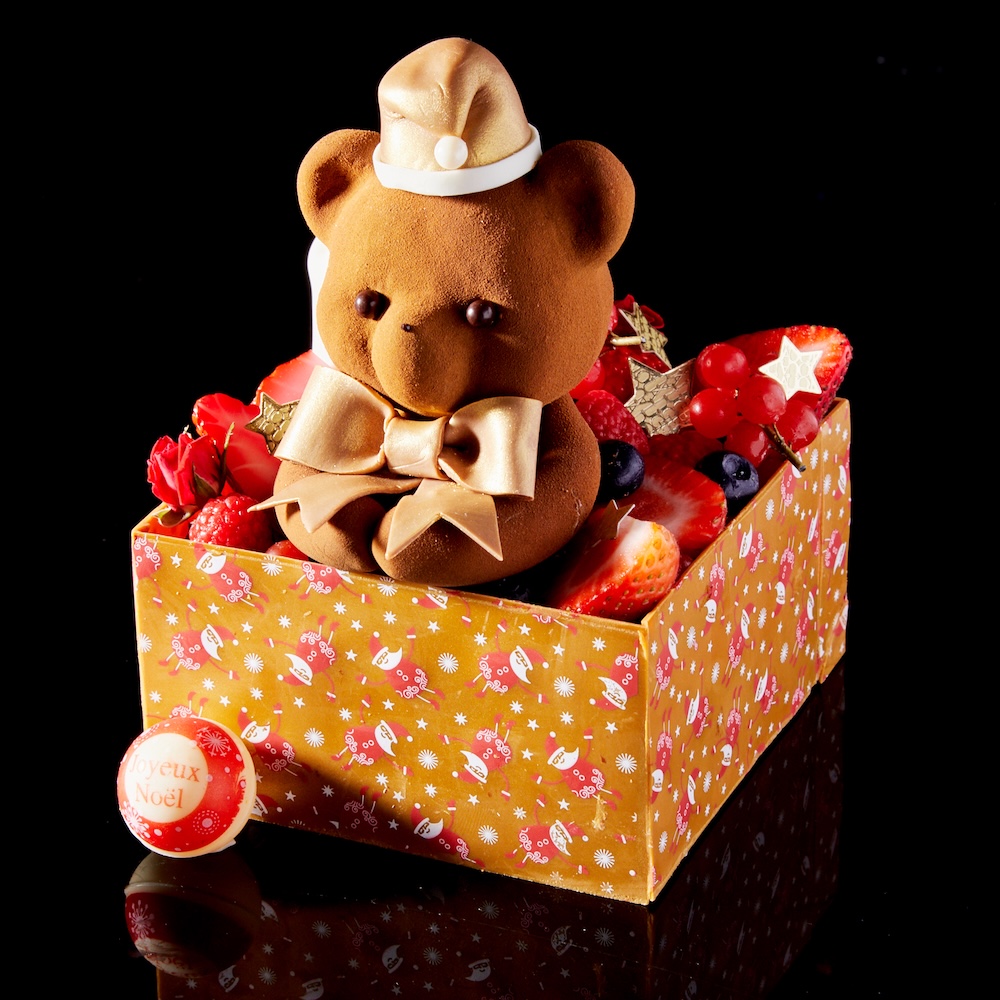 六本木店限定「ユルティム ショコラ ノエル 2026（ULTIME CHOCOLAT NOËL 2026）」税込み17,280円