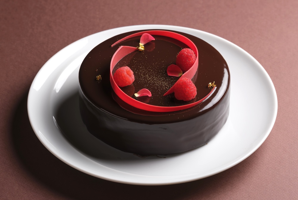 「ラズベリーチョコレートケーキ」税込み5,800円