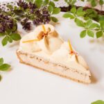 静岡限定「静岡県産 丸子紅茶（紅富貴）のババロアタルト」1ピース・税込み1,080円、ホール・税込み10,800円