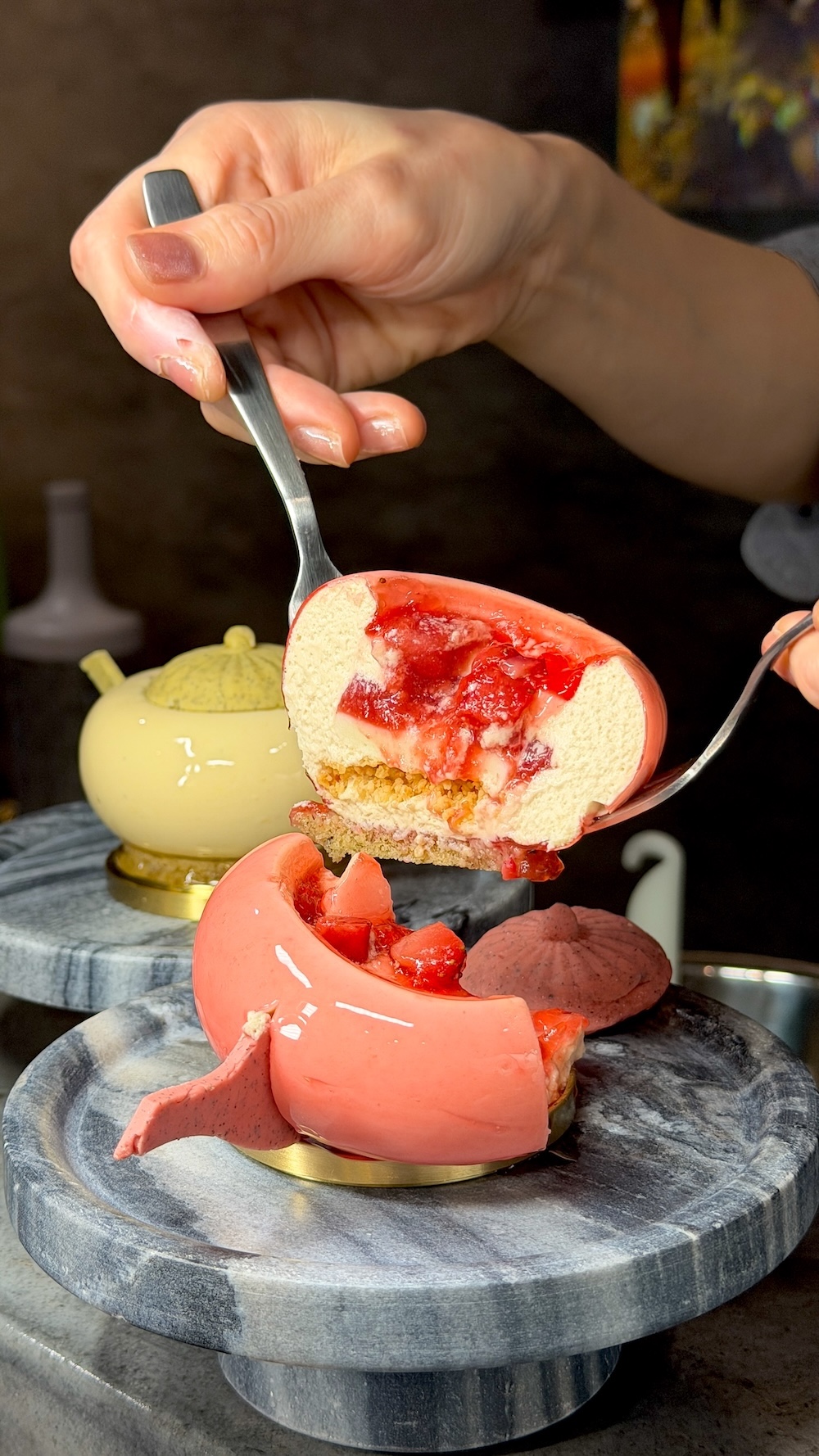 「ティーポットケーキ」イメージ