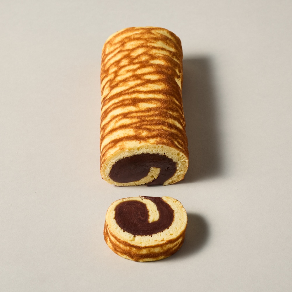 「復刻・三杯もちのとら皮巻」1本・税込み2,200円