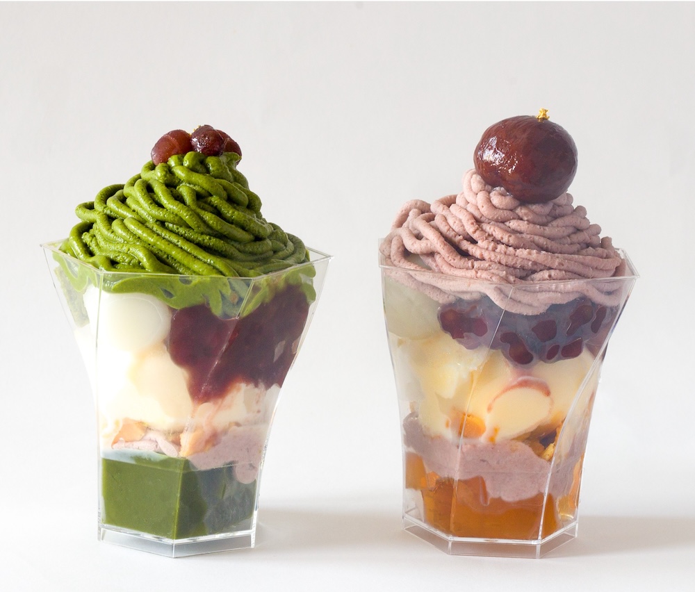 左から「京煎堂」の「抹茶あずきモンブランパフェ」、「あずきモンブランパフェ」各・税込み801円